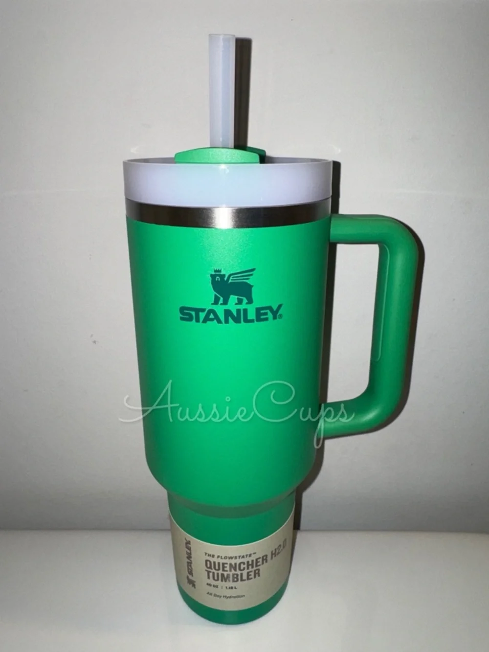 Stanley Meadow 40 oz Quencher H2.0 Tumbler in Bright Green w/ Lid & Straw - Picture 6 of 9